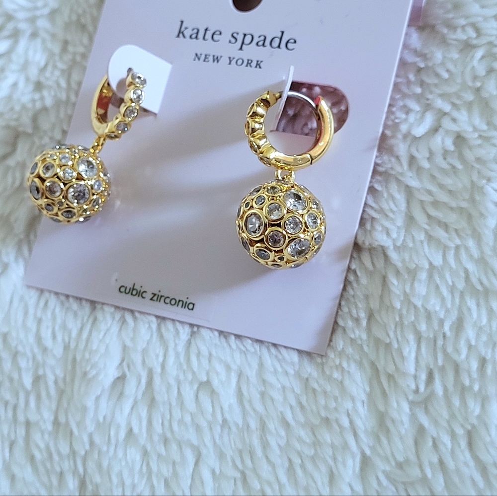 Kate Spade♠️ "On The Dot" Sphere🌎 Huggie🤗 Hoop Earrings - Picture 8 of 16